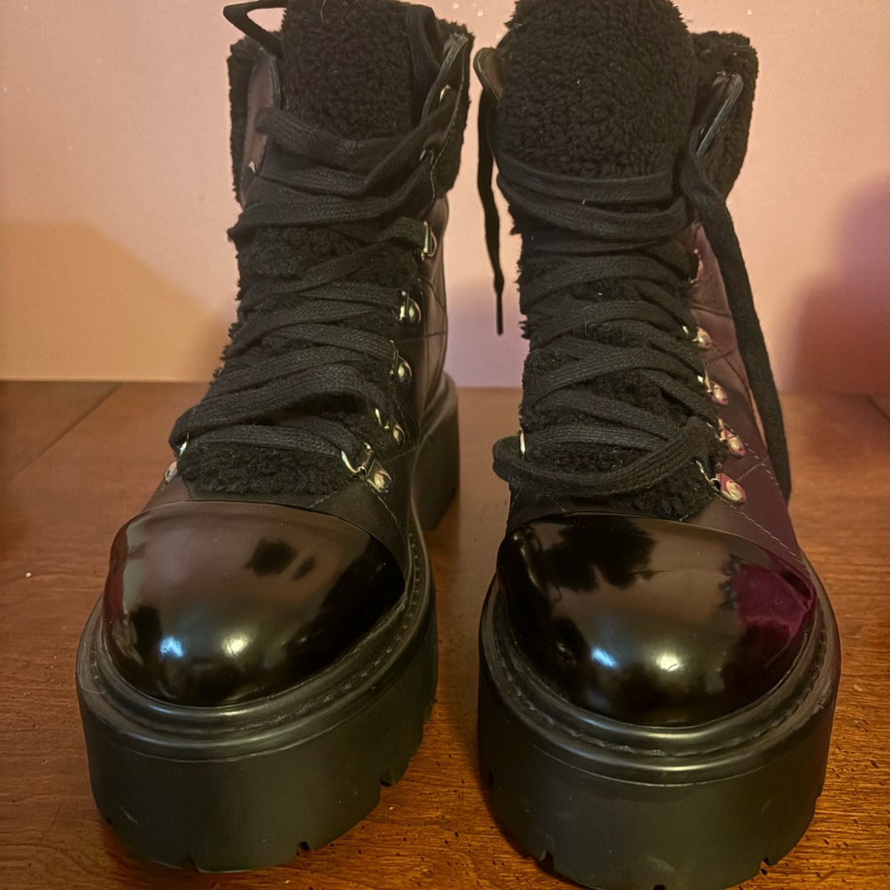 Steve Madden Reyen women's leather black boots NEW $165 - Picture 2 of 3